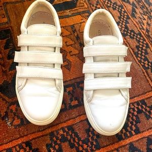 Kenneth Cole sneakers